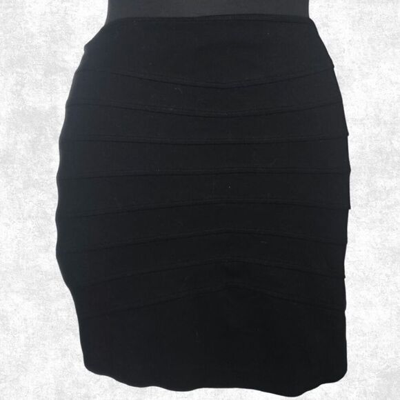 Studio Point Black Bandage Mini Skirt – Size 12 | Curve-Hugging Alt Glam - Picture 3 of 6